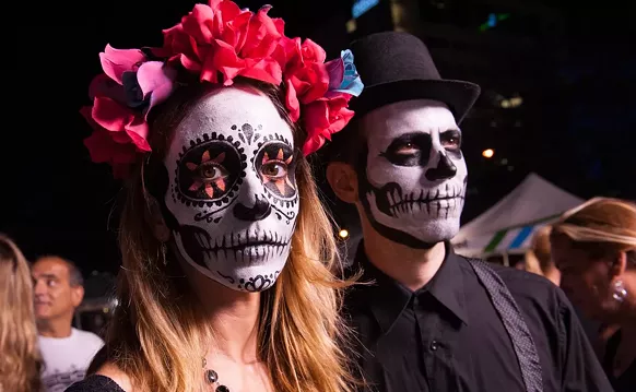 Image: After Ten Years, Florida Day of the Dead Is Old Enough to Stay Up Late