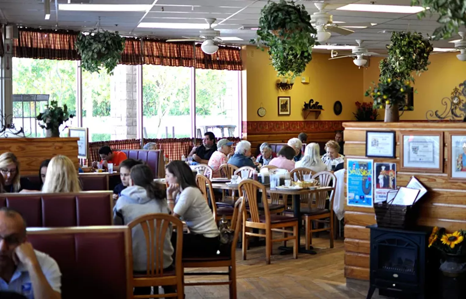 Dyan's Country Kitchen | Coral Springs | Breakfast, Deli | Restaurant