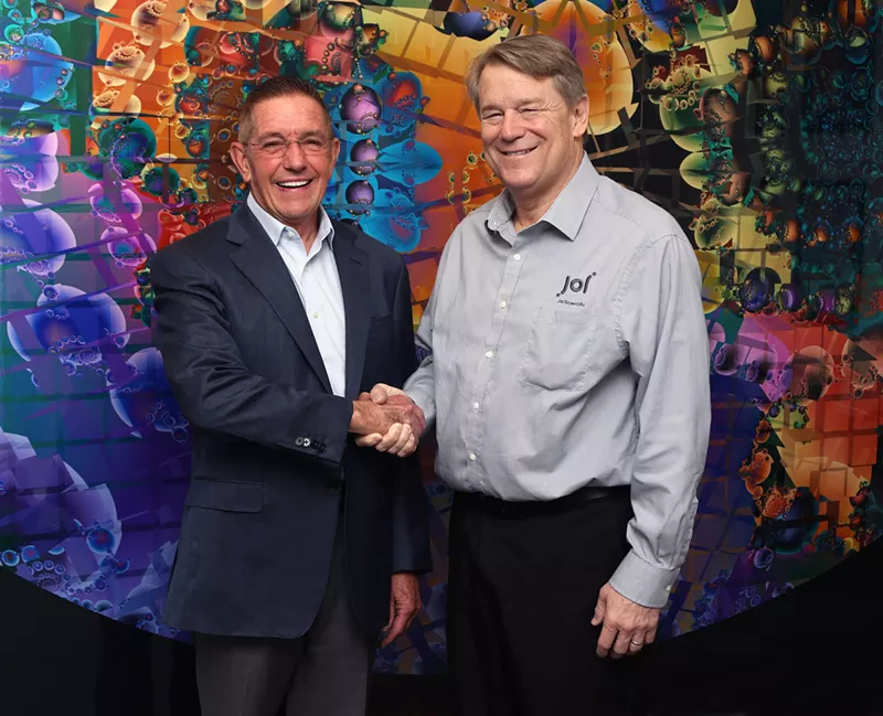 Image: MarineMax CEO Bill McGill and Joi Scientific founder Traver Kennedy.