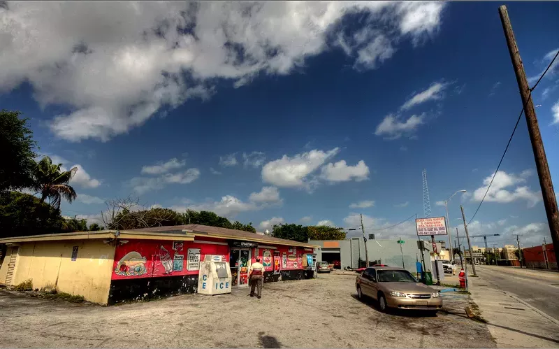Image: Silver Market, Coast to Coast Bail Bonds.