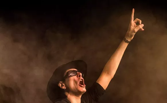 Image: Generation Axe Guitarist Steve Vai: "I Was Afraid of Being Famous"