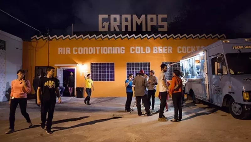 Image: Get a COVID vaccine — and a free slice of pizza and a cocktail — at Gramps.