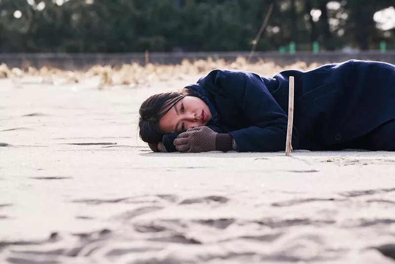 Image: In Hong Sang-soo’s On the Beach at Night Alone, a film with real-life overtones, Kim Min-hee plays Young-hee, an actress who has recently had a torrid fling with a director.