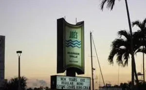 Image: Joe's Riverside Grille