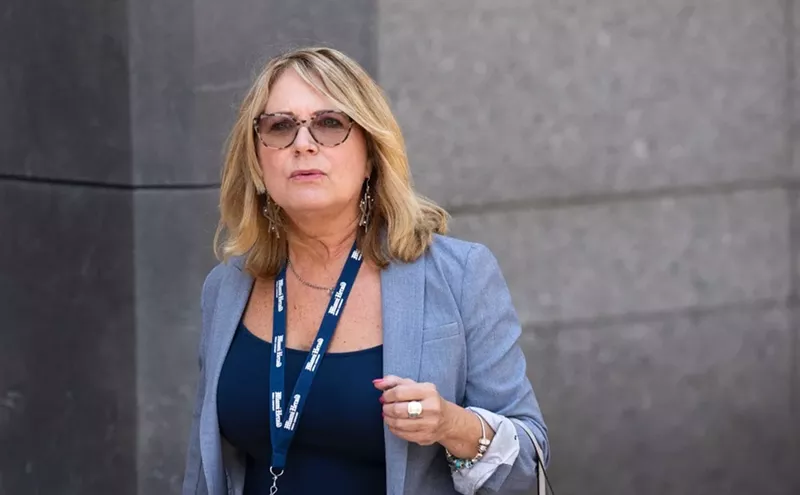 Image: Lawsuit Over Epstein Book Deal Pits Miami Herald Reporter Against Victims' Investigator