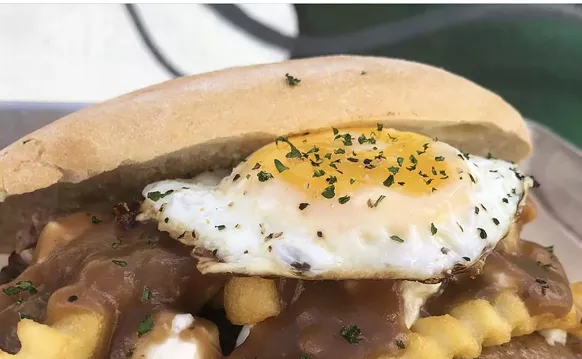 Image: Lunchroom Serves Poutine and Spaghetti Sandwiches