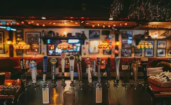 Image: Maguires Hill 16 Closing After Five Decades in Downtown Fort Lauderdale