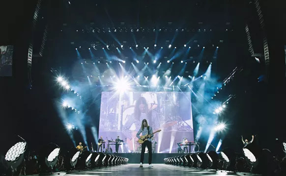 Image: Maroon 5's James Valentine on New Single: "It's About Something Bigger"