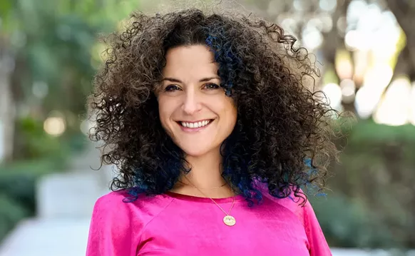 Image: Miami Author Dana de Greff's New Book Is Tailored for Fellow Writers