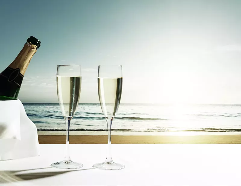 Image: Enjoy a New Year's Eve champagne toast at Oceanic at Pompano Pier.
