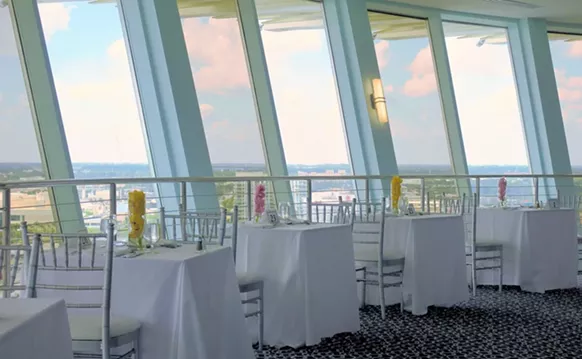 Image: Pier Sixty-Six Hotel's 17th-Floor Restaurant Opens for Brunch In the Sky