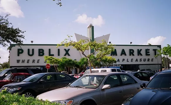 Image: Publix Heiress Dumped $171,100 Into a Pro-Trump PAC in 2019