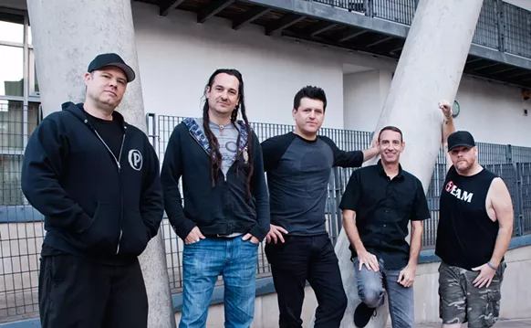 Image: Seminal Ska-Punk Band Less Than Jake: "The Cockroaches of the Music Industry"