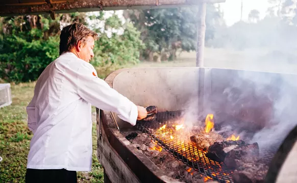 Image: Swank Table Season Heats Up as Master Chefs Take Center Stage