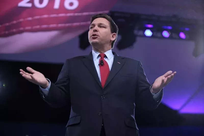 Image: Can you picture DeSantis holding a joint in his right hand?