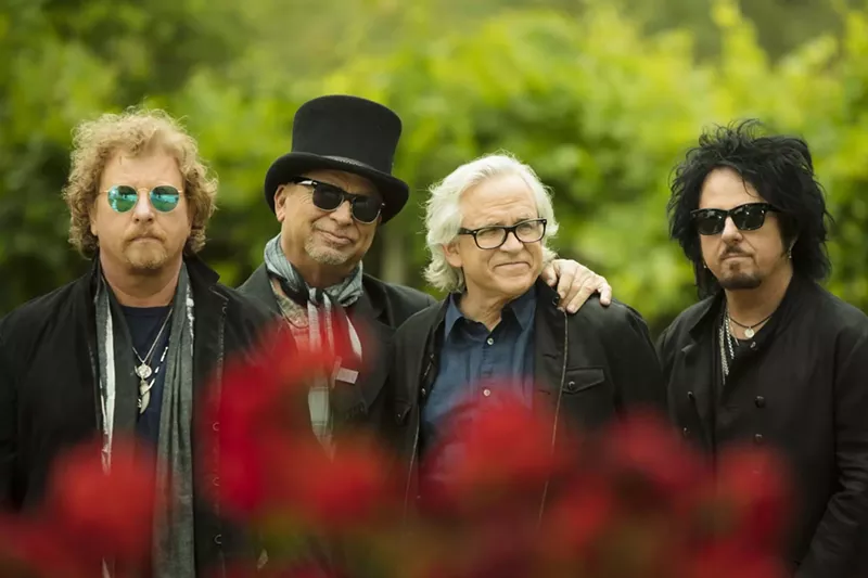 Image: Toto: The band that made "Africa" famous before Weezer was in existence. (Steve Lukather on far right.)