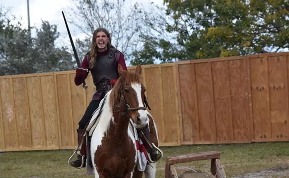 Image: What It's Like to Be a Jouster at the Florida Renaissance Festival