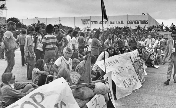 Image: Where Were You in '92? Former New Times Writer Steve Almond Looks Back